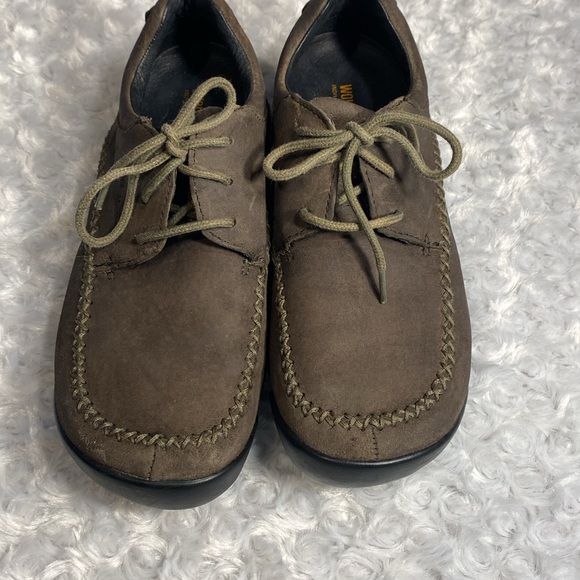 Wolverine leather tie moccasin size 8 slip resistant ICS - Picture 2 of 10